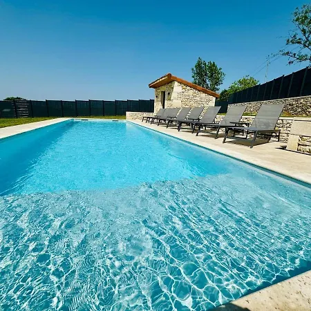 Prestige Et Charme Du Causse * Ginouillac